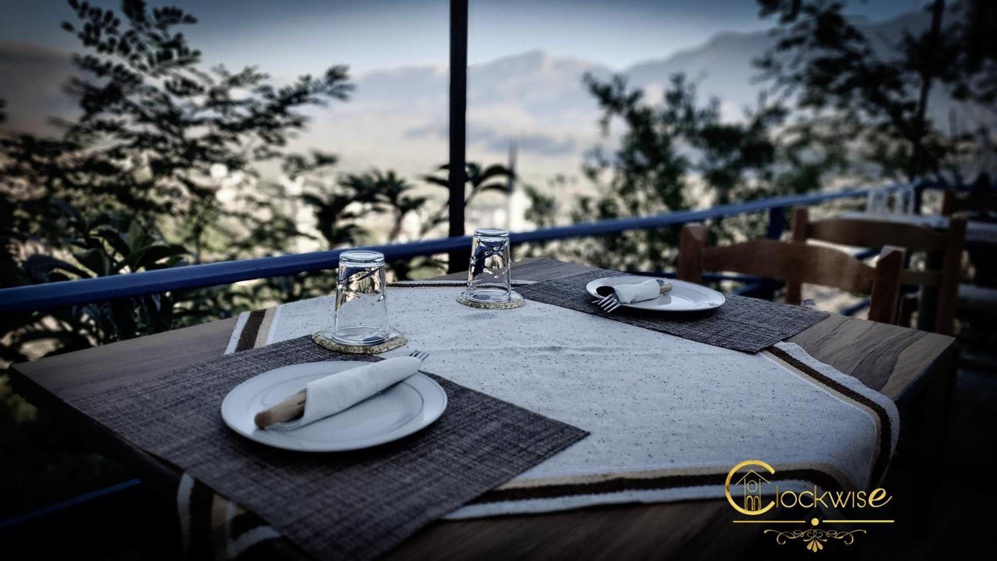Clockwise Guestrooms Gjirokaster Bagian luar foto