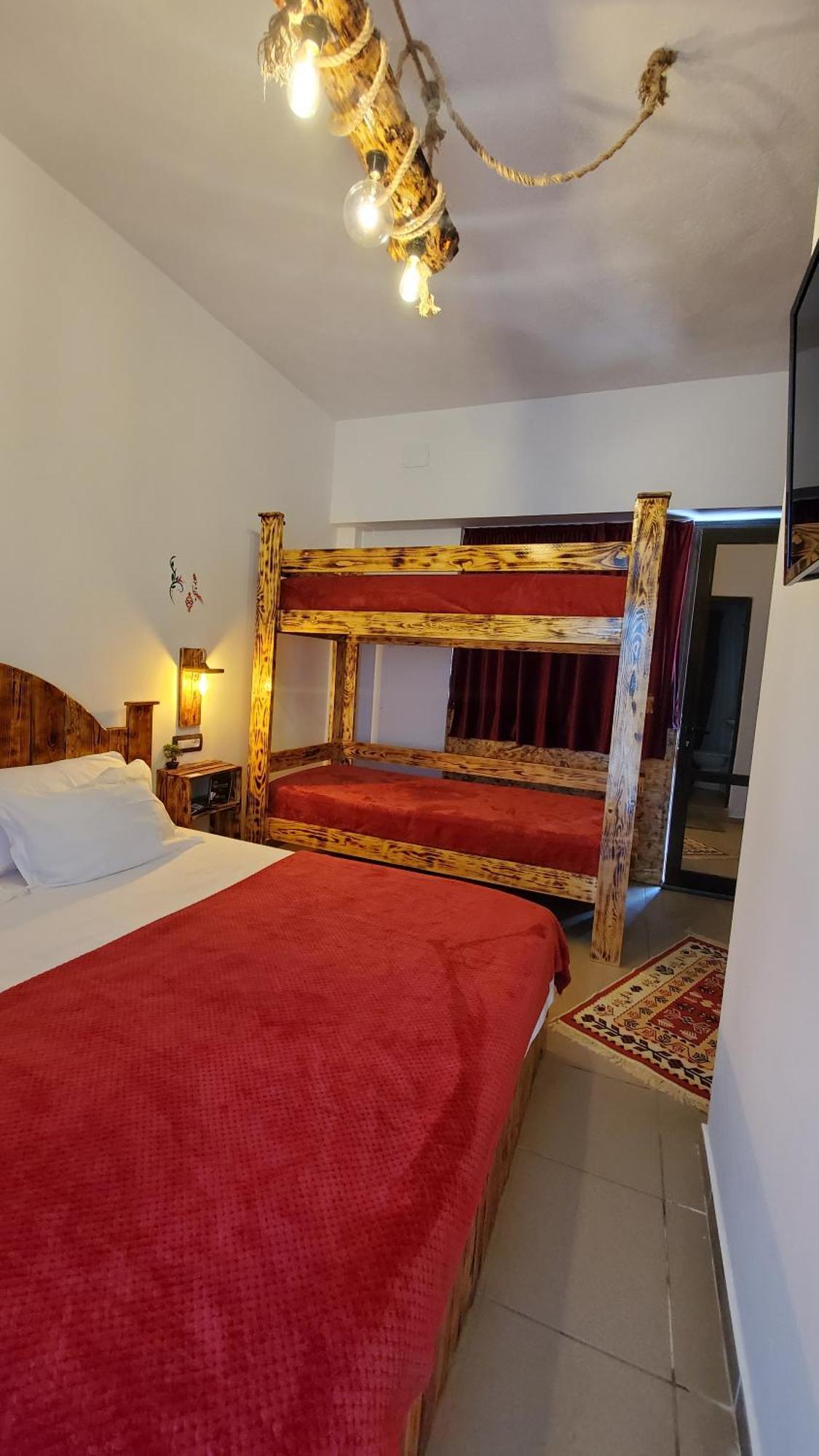 Clockwise Guestrooms Gjirokaster Ruang foto