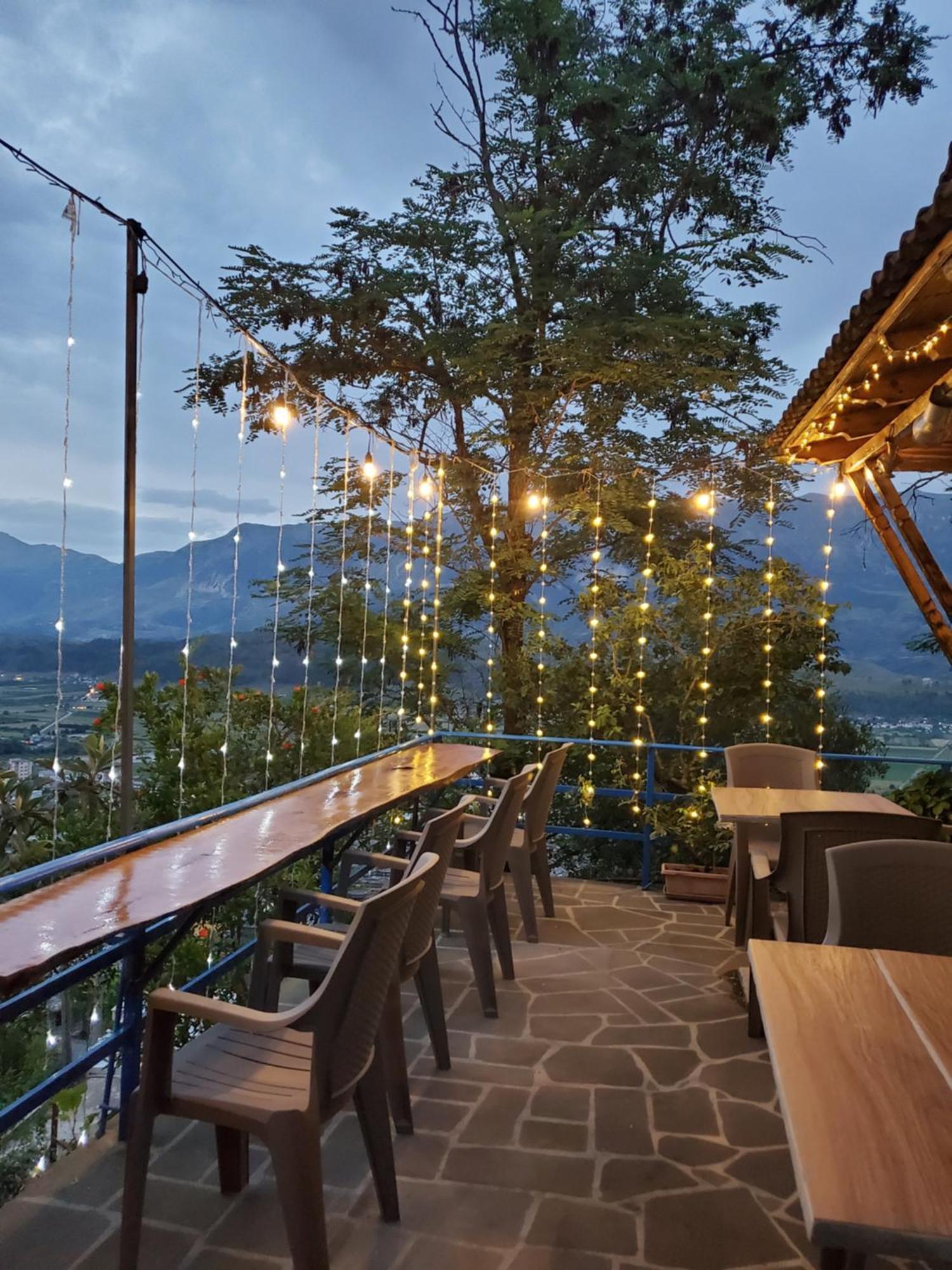 Clockwise Guestrooms Gjirokaster Bagian luar foto
